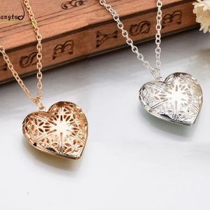 Lockett Heart Pendant Lobster Claw Clasp 18in Long